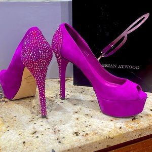 Brian Atwood purple suede pump with rhinestones      7 1/2